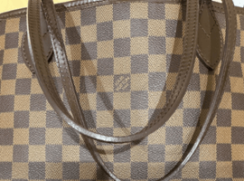 LOUIS VUITTON / ダミエ / ネヴァーフルＭＭ / N51105 / 状態ランク：ABなど2点（愛知県安城市よりご来店・店頭買取）｜ブランド品の高価買取なら【バイセル】