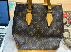 LOUIS VUITTON / モノグラム / バケット PM / M42238 / 状態ランク:Dなど4点