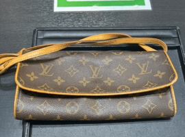 LOUIS VUITTON / モノグラム / ポシェットツイン GM / M51852 / 状態ランク：Bなど3点