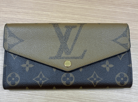 LOUIS VUITTON / モノグラム ジャイアント / ポルトフォイユ サラ / M80726 / 状態ランク：BCなど2点