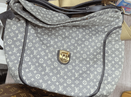 LOUIS VUITTON / モノグラム イディール / ロマンス / M56700 / 状態ランク：ABなど8点(静岡県島田市よりご来店・店頭買取）｜ブランド品の高価買取ならバイセル