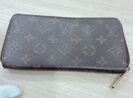 LOUIS VUITTON / モノグラム / ジッピーウォレット 旧型 / M60017 / 状態ランク：Bなど2点