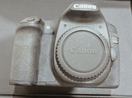 Canon：ボディ／Nikon：ボディなど5点