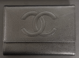 CHANEL / キャビアスキン / ココマーク 三つ折り財布 / 13225 / 状態