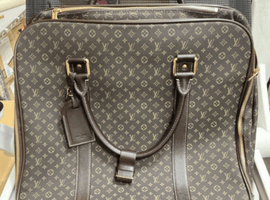 LOUIS VUITTON / 状態ランク：Bなど3点