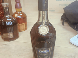 ブランデー：MARTELL（ナポレオン スペシャル リザーブ グリーンボトル）／ウイスキー：Johnnie Walker（ゴールドラベル 18年）など14点