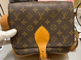 LOUIS VUITTON / モノグラム / カルトシエール 22 / M51253 / 状態ランク:Bなど2点