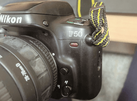 Nikon：交換レンズ付きボディ／SONY：ボディなど4点
