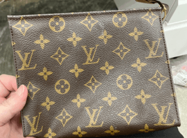 LOUIS VUITTON / モノグラム / ポッシュトワレ 19 / M47544 / 状態