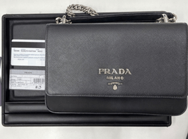 PRADA / ロゴ チェーンショルダーバッグ / 1BD009 / 状態ランク：BCなど2点