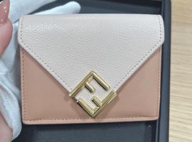 FENDI / 状態ランク:Bなど2点
