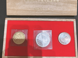 天皇陛下御在位60年記念貨幣セット／ゾロ目千円札／など