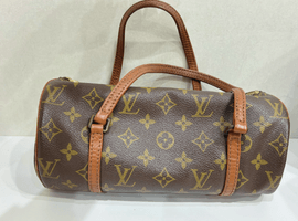 LOUIS VUITTON / モノグラム / パピヨン 26 旧旧型 / M51366 / 状態ランク：BCなど4点
