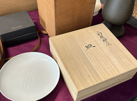 陶磁器・ガラス製品／皿：井上萬二など2点