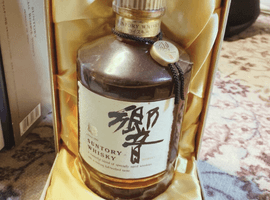 ウイスキー：Suntory（響 金キャップ 裏ゴールドラベル）／ウイスキー：Suntory（スペシャルリザーブ）など3点