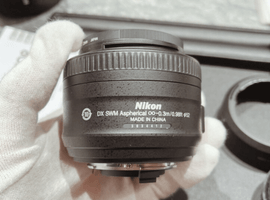 Nikon：レンズ／Nikon：ボディなど2点