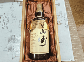 ウイスキー：Suntory（山崎 12年 ピュアモルト 向獅子）／ブランデー：REMY MARTIN（XO スペシャル 旧 クリアボトル）など3点