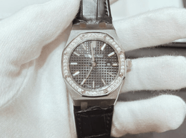 AUDEMARS PIGUET／レディ ロイヤルオーク／型番:67651ST.ZZ.D002CR.01／状態ランク：Cなど4点
