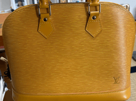 LOUIS VUITTON / エピ / アルマ / M52149 / 状態ランク：Bなど5点