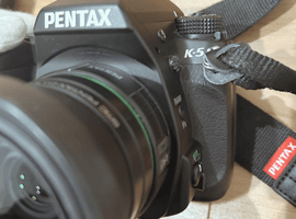 PENTAX：K-5 + DA 35mm F2.4 AL ブラック／PENTAX：DA 18-135mm F3.5-5.6ED AL(IF)DC WRなど3点