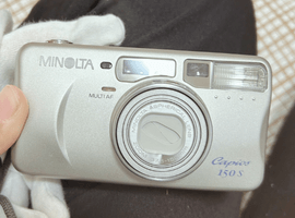 MINOLTA：ボディ／Nikon：レンズなど3点