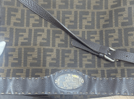 FENDI / 状態ランク：Bなど3点