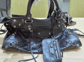 BALENCIAGA / ネオカゴールシティ / 状態ランク：Bなど7点