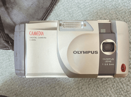 OLYMPUS：ボディ／Canon：ボディなど4点