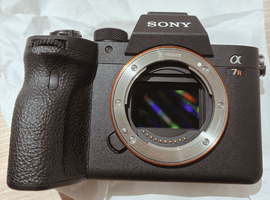 ミラーレスカメラ：SONY / a7R iv ILCE-7RM4 / 状態ランク：Dなど9点(兵庫県明石市よりご来店・店頭買取）｜カメラの高価買取ならバイセル