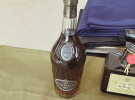 CAMUS：XO ロングネックなど4点