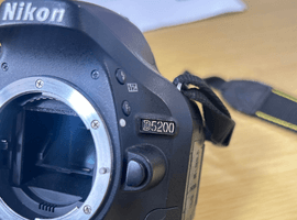 Nikon：D5200 ボディ ブラックなど3点