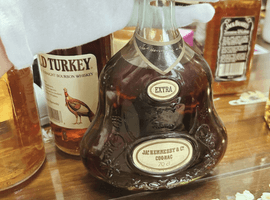 Hennessy：ジャズ ヘネシー エクストラ 金キャップ グリーンボトルなど3点