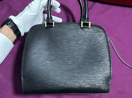 LOUIS VUITTON / エピ / ポンヌフ / M52052など3点