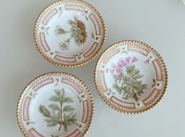 ロイヤルコペンハーゲン：フローラダニカなど4点