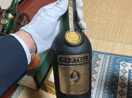 ブランデー：MARTELL（VSOP メダイヨン 金ラベル スペシャルリザーブ）／ウイスキー：Johnnie Walker（ブルーラベル）など4点