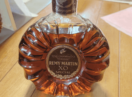 ブランデー：REMY MARTIN（XO スペシャル 旧 クリアボトル）／ウイスキー：Blanton's（シングルバレル）など3点