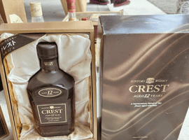 ウイスキー：Suntory（クレスト 12年 旧ボトル）／ブランデー：CAMUS（XO ロングネック）など8点