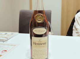 ブランデー：Hennessy（VSOP スリムボトル クリアボトル）／ブランデー：MARQUIS DE MONTESQUIOU（XO）など4点