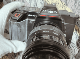 MINOLTA：交換レンズ付きボディ／SIGMA：レンズなど4点