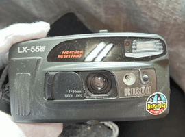 RICOH：ボディ／MINOLTA：交換レンズ付きボディなど3点