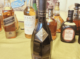 ブランデー：REMY MARTIN（クラブ ド レミーマルタン）／ウイスキー：Suntory（ローヤル SR）など16点