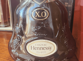 ブランデー：Hennessy（XO 金キャップ グリーンボトル）／ブランデー：CAMUS（XO ロングネック）など4点