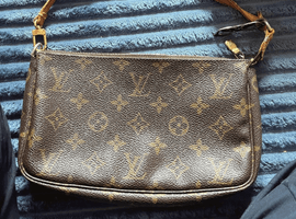 LOUIS VUITTON / モノグラム / ポシェットアクセソワール 旧型 / M51980 / 状態ランク：Dなど3点