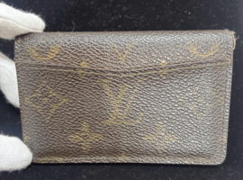 LOUIS VUITTON / モノグラム / カードケース/名刺入れ/状態ランク：BCなど2点(福岡県福岡市南区よりご来店・店頭買取）｜ブランドの高価買取ならバイセル