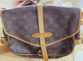LOUIS VUITTON / モノグラム / ソミュール 30 / M42256など3点
