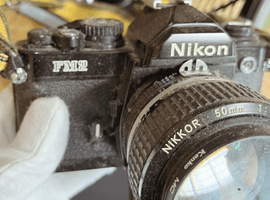 Nikon：NEW FM2 + Ai-S NIKKOR 50mm F1.2／Nikon：Ai-S NIKKOR 85mm F2など4点