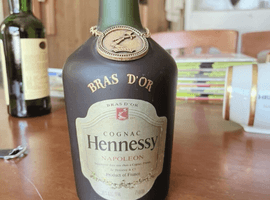 ブランデー：Hennessy（ナポレオン ブラスドール）／ウイスキー：Suntory（スペシャルリザーブ 12年）など5点
