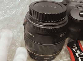 Canon：EF 85mm F1.8 USM／Canon：EOS 50D ボディ+EF-S 18-135mm F3.5-5.6 ISなど3点