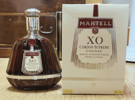 ブランデー：MARTELL（XO コルドンスプリーム グリーンボトル）／焼酎：森伊蔵（極上の一滴）など6点