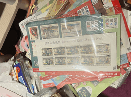 記念切手：子どもの本の日／国際子ども図書館開館／特殊切手：観光地百選切手／など